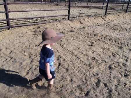 Cowgirl Clancy - women, fun, kids, female, boots, hats, fashion, models, western, child, girls, cowgirls, style, cute