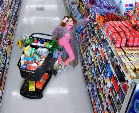 Kristen Stewart - famous, Kristen Stewart, supermarket, actress