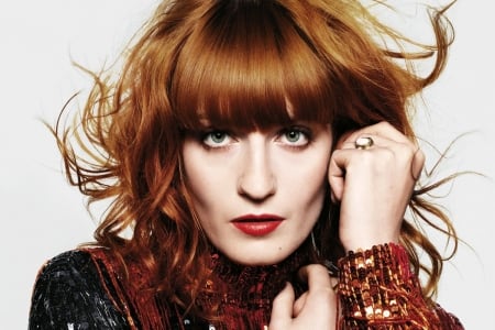 Florence Welch - singer, girl, florence and the machine, lips, white, redhead, hand, red, woman, face, Florence Welch