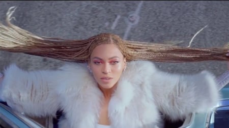 BEYONCE - singer, fur, entertainer, music