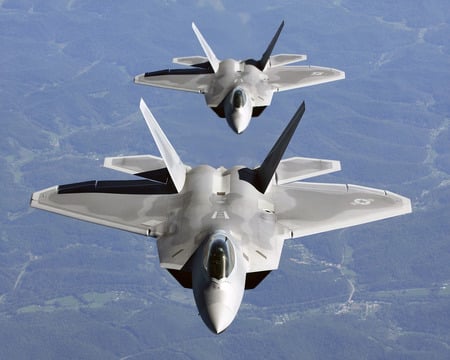 F-22 Column Flight