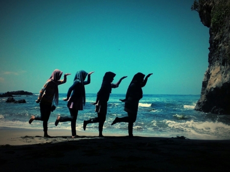 The Silhouette - People, Silhouette, Beache, synchronization