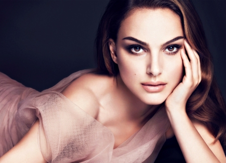 Natalie Portman - woman, face, actress, girl, pink, hand, natalie portman