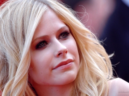 Avril Lavigne - avril lavigne, canadian, actress, singer, songwriter