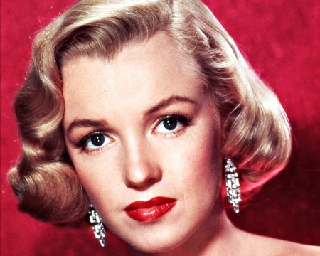 Marilyn Monroe - face, red, pink, actress, blonde, jewel, girl, retro, marilyn monroe, lips, woman