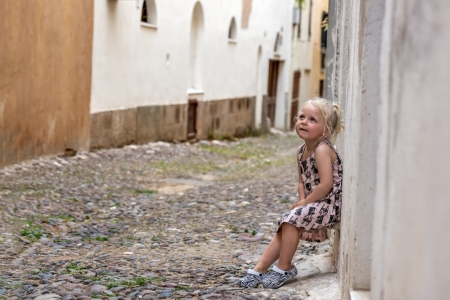 little girl - people, hair, belle, sightly, white, face, childhood, fair, little, bonny, adorable, wallpaper, child, set, beautiful, pink, sweet, nice, beauty, street, photography, pretty, baby, house, cute, kid, dainty, girl, lovely, pure, comely, desktopnexus, smile, blonde