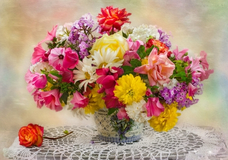 Spring bouquet - fragrance, colorful, table, bouquet, scent, flowers, still life, spring