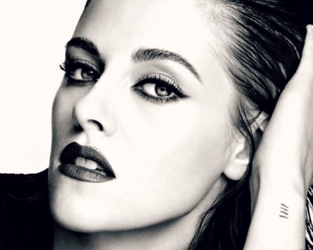 Kristen Stewart - woman, beauty, kristen stewart, actress, girl, bw, black, white, face