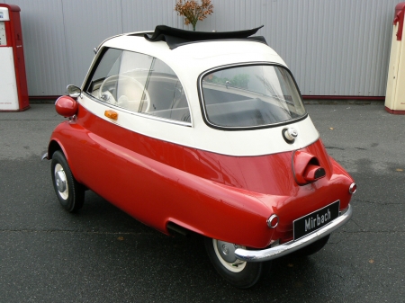 BMW Isetta - Car, BMW, Micro Car, Isetta, bubble car, German, Auto, Vintage