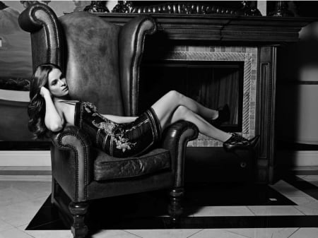 Danielle Panabaker - legs, beautiful, Danielle, actress, 2016, Danielle Panabaker, model, Panabaker, wallpaper, black white