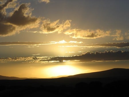 Just a Golden Sunset - cloud, sky, sun, rays