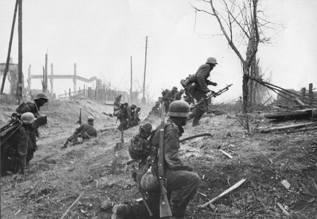 The Eastern Front In World War Two - black and white photography, stalingrad, history, world war two