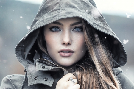 Pretty Face - face, hood, woman, model