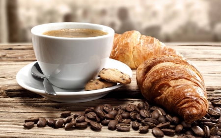 coffee & crossiant - entertainment, fun, coffee, yummy, cool, food, crossiant