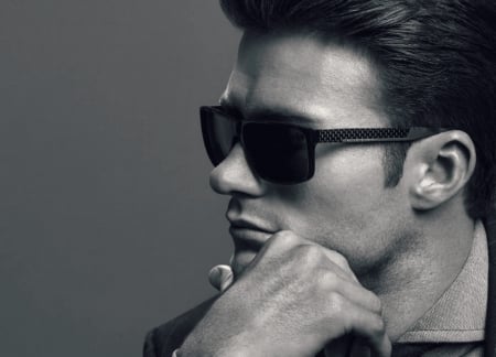 Scott Eastwood - actor, man, male, black, white, Scott Eastwood, hand, bw, face, sunglasses