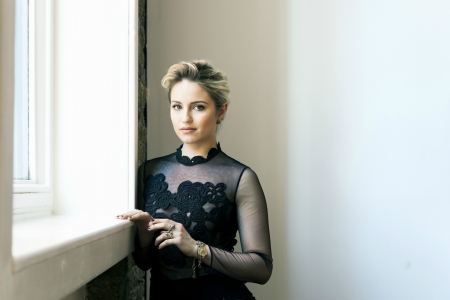 Dianna Agron - blonde, agron, Dianna, actress