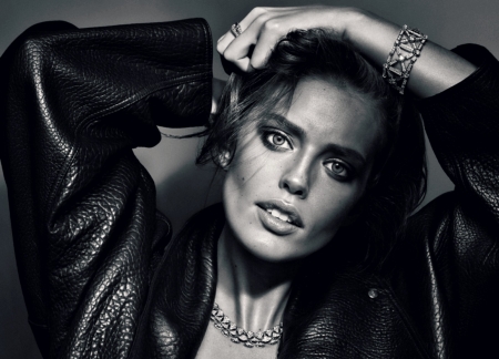 Emily Didonato - black, model, bw, jewel, girl, white, emily didonato, hand, woman