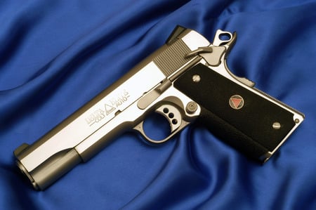 Colt 45 - nickel, colt