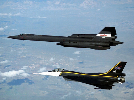 Blackbird & the Falcon - fighter, f16, jet, blackbird, sr71, falcon, recon