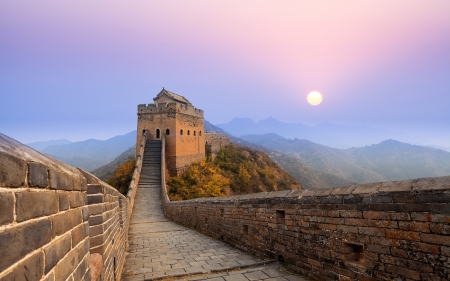 Great Wall of China - great wall of china, wide screen, sky, great wall, 2016, photography, great, mountains, monument, purple, yellow, architecture, green, monuments, stone, china, ancient, brick, wall, beautiful, pink, scenery, sunrise, photo