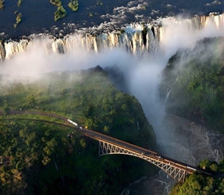 Amazing Victoria Falls - nature, falls, landscape, photography, beautiful, mountains