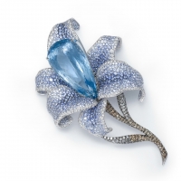 Flower broch