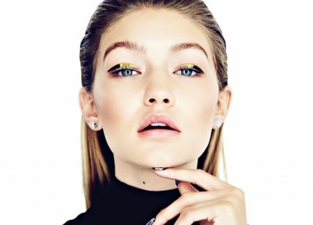 Gigi Hadid - face, model, gigi hadid, hand, girl, woman