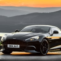 Aston Martin - Black Vanquish