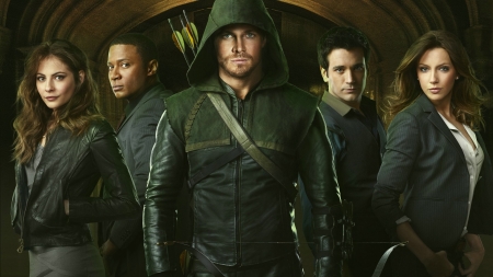 Arrow (TV Series 2012â€“ ) - arrow, actress, actor, fantasy, people, stephen amell, tv series, woman, man