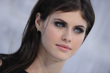 Alexandra Daddario - woman, actress, eyes, alexandra daddario, san andreas, percy jackson, model, babe