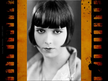 Louise Brooks73