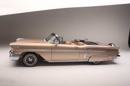 1958-Chevrolet-Impala-Convertible