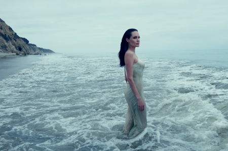 Angelina Jolie - water, blue, girl, sea, actress, white, Angelina Jolie, woman, annie leibovitz