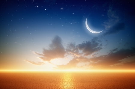 Dawn - moon, amanecer, summer, blue, zori de zi, sea, morning, night, orange, dawn, cloud, luminos, sky