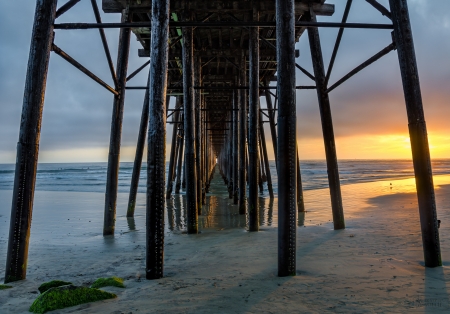 A Night At The Pier, Oceanside California - sky, construction, bridge, sunset, sea, colors