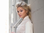 Olivia Holt