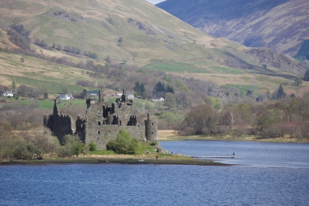 Kilchurn Castle on Loch Awe - Scotland - loch awe, kilchurn castle, scottish highlands, scotland