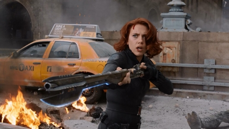 the avengers - taxi, scarlet, gun, johansson