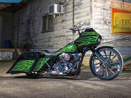 Custom 2009 Harley-Davidson Road Glide - Chrome, HD, Black, Green