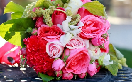 Nice Bouquet - bouquet, flowers, leavs, pink