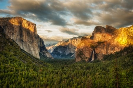 Yosemite Valley, California - clouds, national park, el capitan, forest, sky