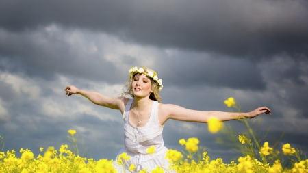 Flower Girl - mood, field, spring, model