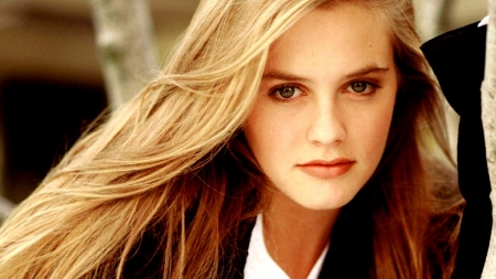 Alicia Silverstone - actress, female, alicia silverstone, clueless, beautiful, model