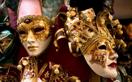 Venetian Carnival Masks - wide screen, carnival, venetian, photography, beautiful, masks, photo