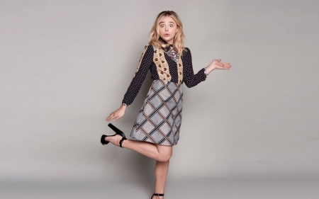 Chloe Moretz - fun, actress, people, cool, chloe moretz, celebrity, model