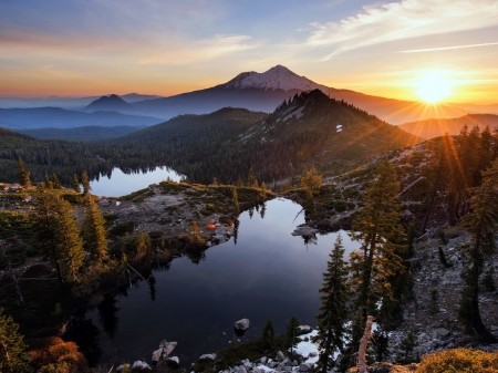 Heart Lake - nature, clouds, heart lake, mountains, sunrise