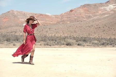 Desert Wind.. - girls, women, style, fun, models, female, cowgirl, fashion, boots, hats, outdoors, wind, brunettes, western, desert