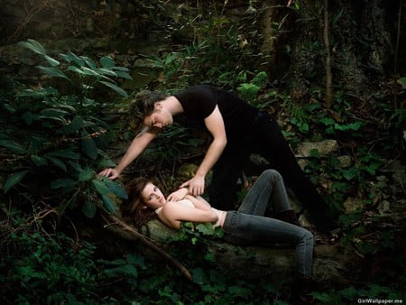 Kristen Stewart and Robert Pattinson-in-Forest - kristen stewart and robert pattinson-in-forest, cool