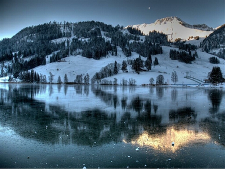 	Frozen Mountain Lake - lake, frozen, mountain