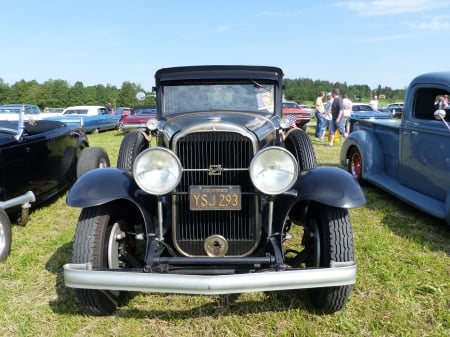 Nossebro Carshow 2016 - sky, grass, car, show